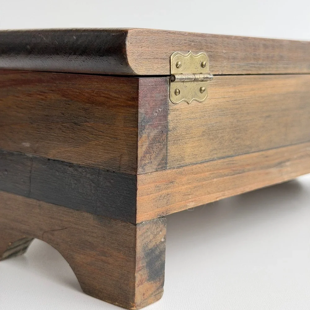 Vintage Wooden Jewelry Box Chest Rustic Carved Flower Red Fur Liner‎ 80s Cabin